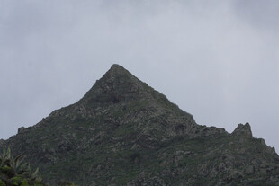 山峰 岩石