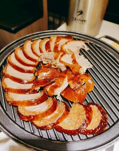 美味烤肉拼盘诱人呈现