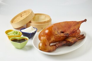 美味烤鸡搭配特色小食