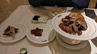 丰盛美味的多样菜肴