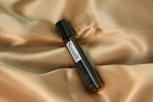 奢华质感眼线笔展示