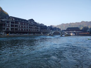 凤凰古城