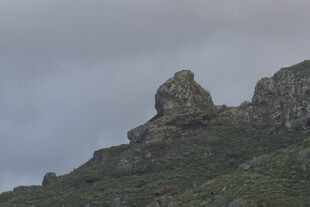 山峰 岩石