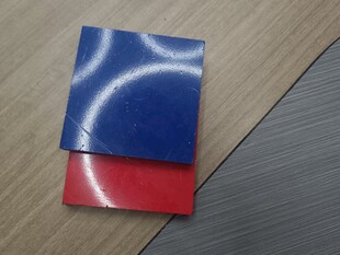 红蓝双色板材展示