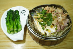 荷香鲳鱼干花腩蒸饭