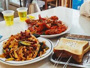 美味多样的特色烧烤美食