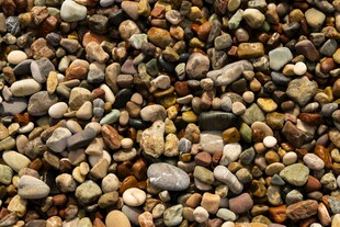 五彩斑斓小石子