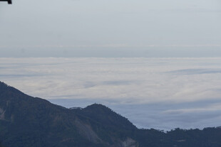 山峦 云海