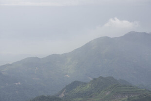 山峦 云雾 
