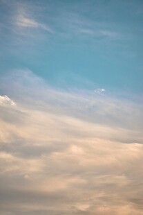 天空中的绚丽云彩