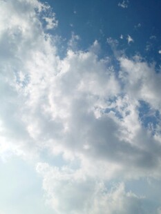蓝天白云美景