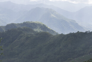 连绵青山美景