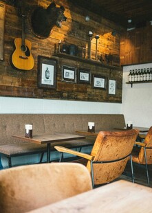 音乐主题休闲室内场景