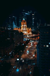 城市夜景璀璨灯火辉煌