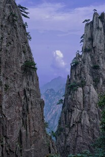 壮丽黄山奇峰景观