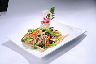 莲菜炒肉丝