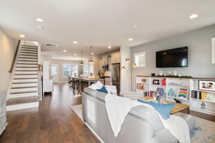 现代温馨开放式家居空间