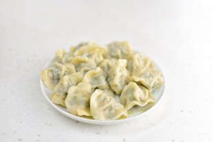 盘中美味饺子