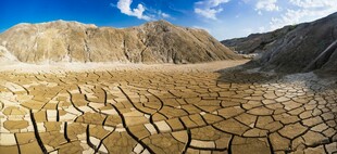 干裂大地