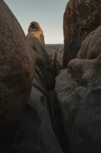 岩石间的独特自然景观