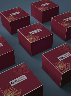 精美中式月饼礼盒展示