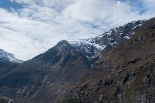壮丽雪山山脉景观