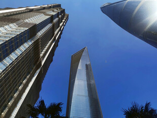 仰观都市摩天大楼