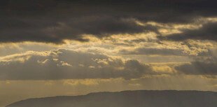黄昏时分的壮丽云层景观
