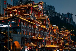 重庆洪崖洞夜景璀璨