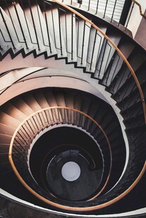 旋转楼梯的独特建筑美感