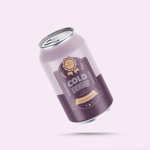紫色易拉罐装啤酒样机