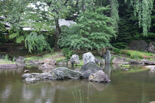 日式园林池塘景观