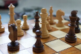 棋盘上的国际象棋棋子