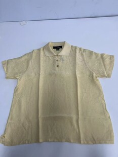 浅黄色短袖polo衫展示