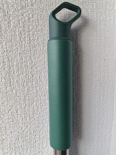 绿色便携伸缩杆