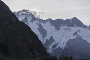 壮丽雪山景色