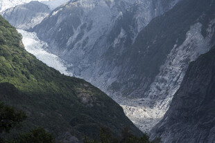 壮丽山谷景观