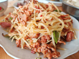 美味土豆丝炒肉