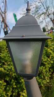 户外复古风格庭院灯