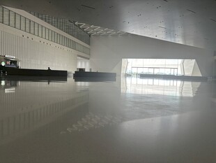 现代空旷室内空间场景