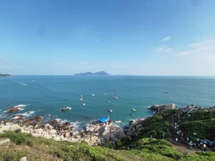 礁石海浪