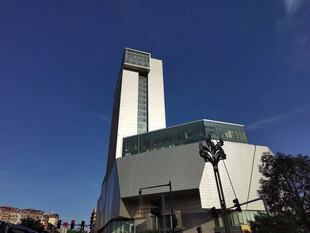 现代高楼建筑外观景观