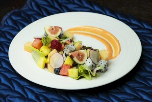 美味缤纷水果鸡肉沙拉