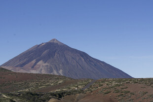 壮丽火山景观