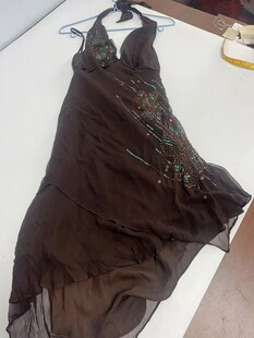 黑色蕾丝吊带裙展示