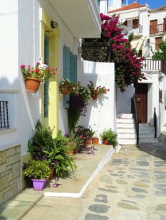 地中海风情的温馨小巷