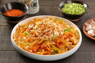 鸡丝老虎菜拌面 