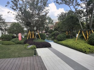 现代园林景观步道