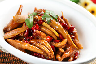 香辣美味的凤爪