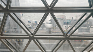 几何结构玻璃幕墙景观